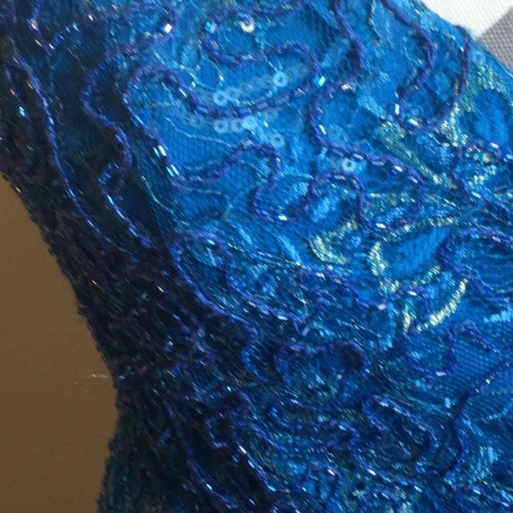 Pre-own worn once Le femme Marylin Monroe … - Picture 3 of 6